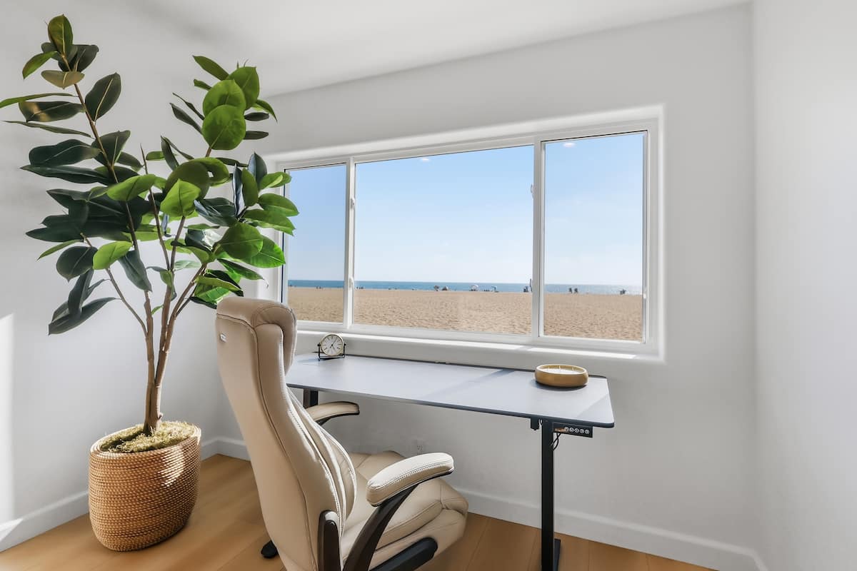 Dedicated home office with an ocean outlook